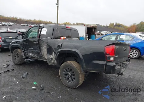 2022 Toyota Tacoma Sr5 V6 z USA, uszkodzony, nr VIN 3TYSZ5AN1NT095179
